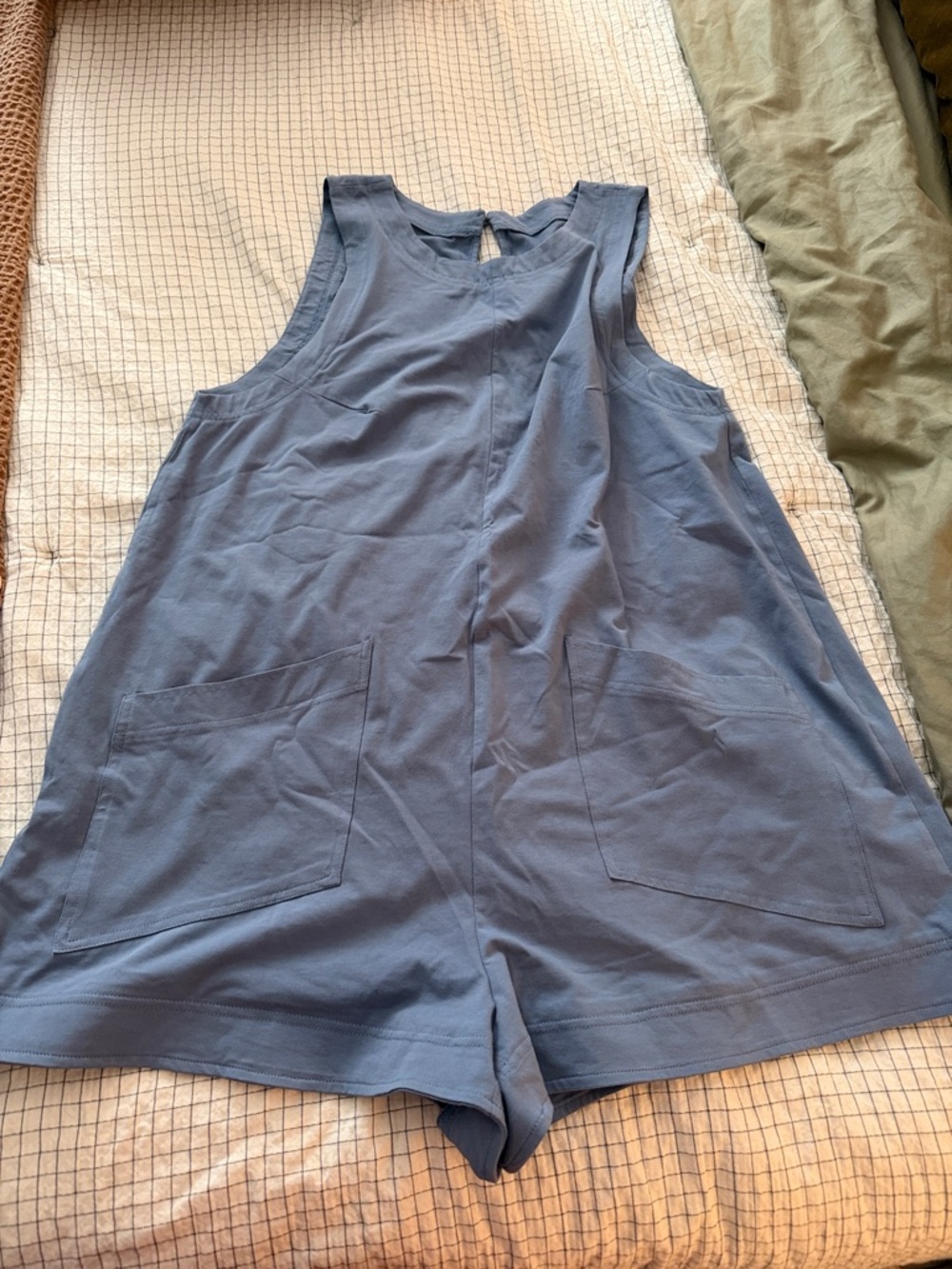 Maternity Sleeveless romper with front pockets